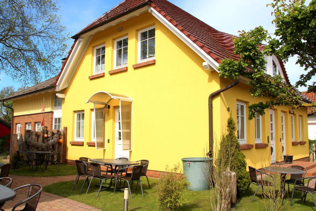 Ferienwohnungen Fruendt Prerow Room photo