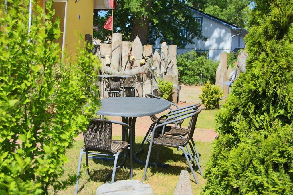 Ferienwohnungen Fruendt Prerow Exterior photo
